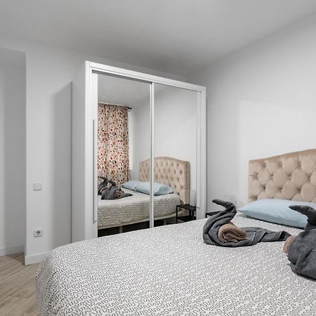 El Triangulo Del Arte - Jacuzzi Apartment มาดริด ภายนอก รูปภาพ