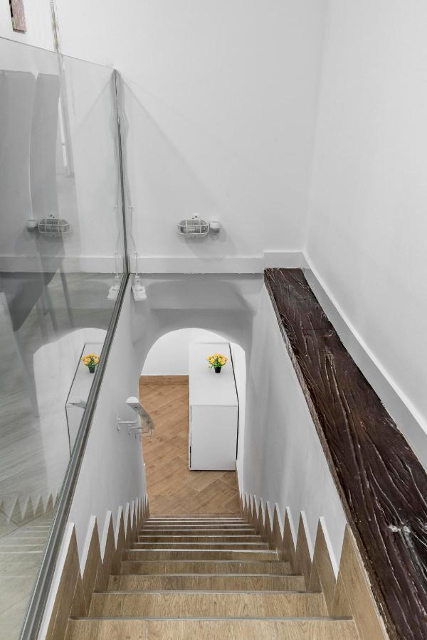 El Triangulo Del Arte - Jacuzzi Apartment มาดริด ภายนอก รูปภาพ